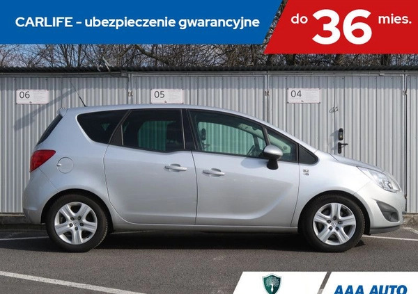 Opel Meriva cena 26000 przebieg: 158060, rok produkcji 2012 z Dębno małe 254